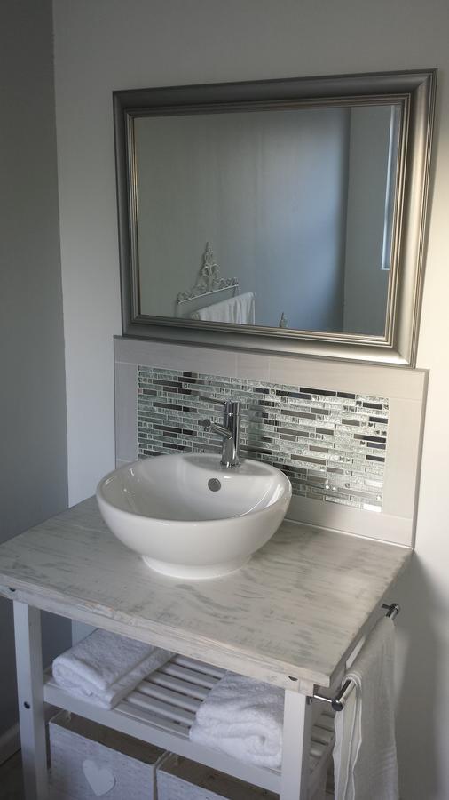 29 Carissa Street Apartamento Somerset West Exterior foto