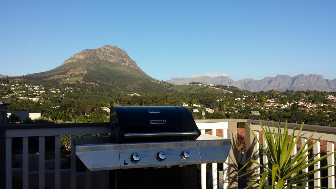 29 Carissa Street Apartamento Somerset West Exterior foto